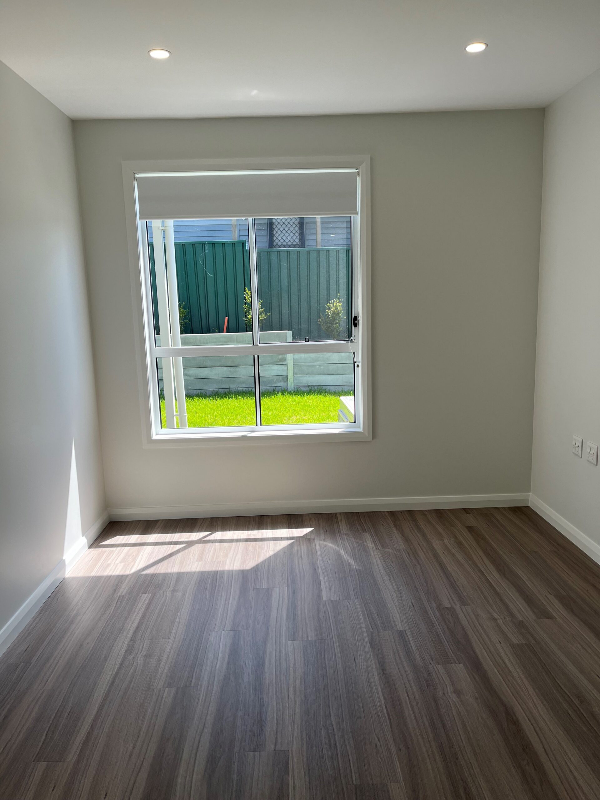 Raymond Terrace 32 — Bedroom photo 5